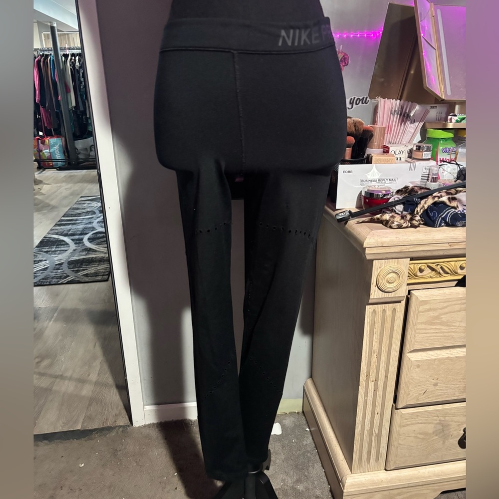 Nike Athletic Hyperwarm Black Performance Leggings - image 1